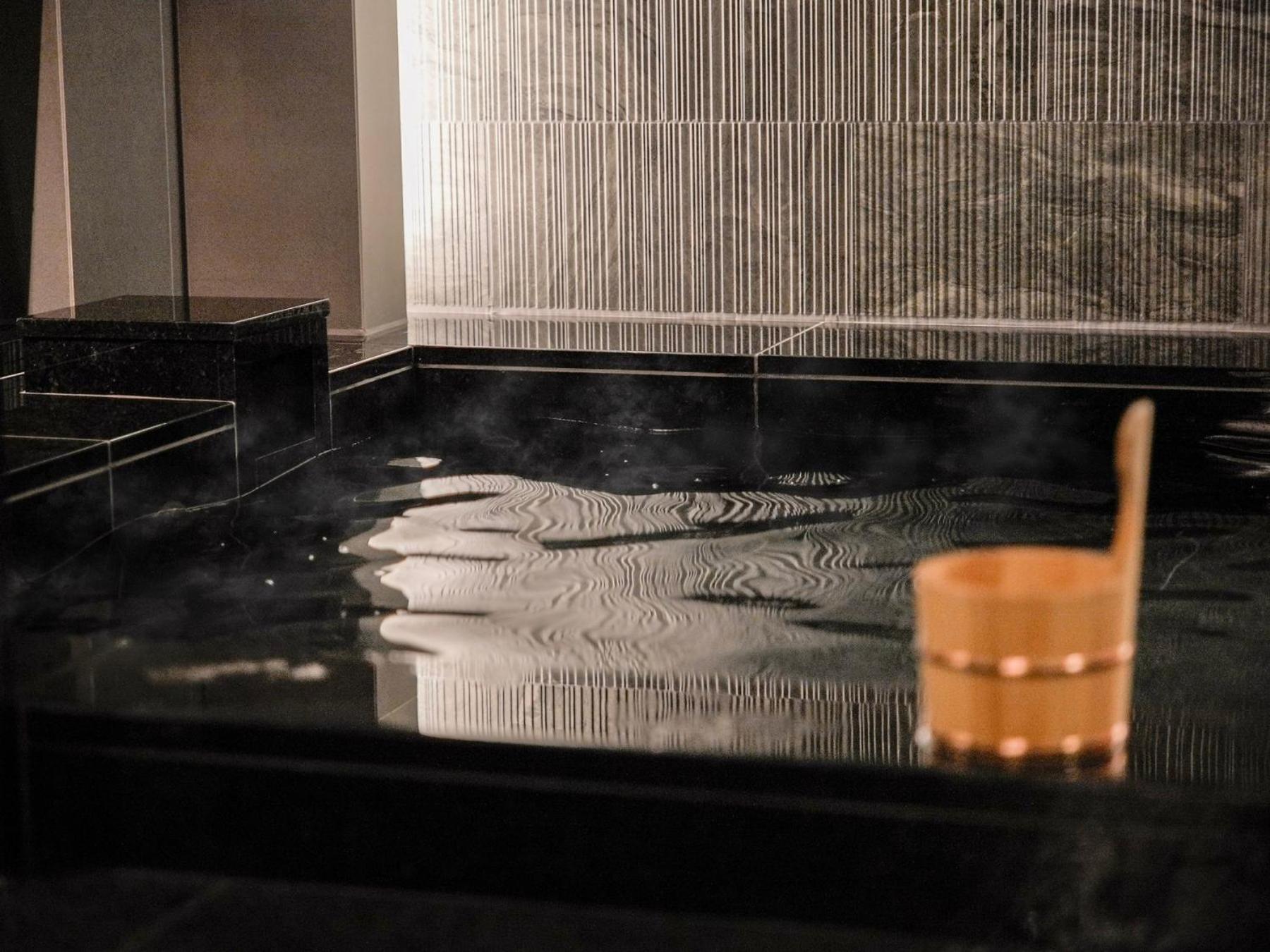 Super Hotel Premier Ikebukuro Natural Hot Spring 도쿄 외부 사진